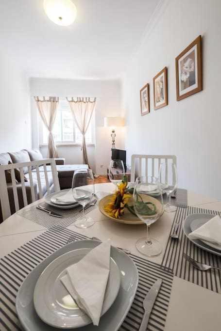Apart Lisboa Confortavel 2 Quartos Com Terraco Одивелаш Экстерьер фото